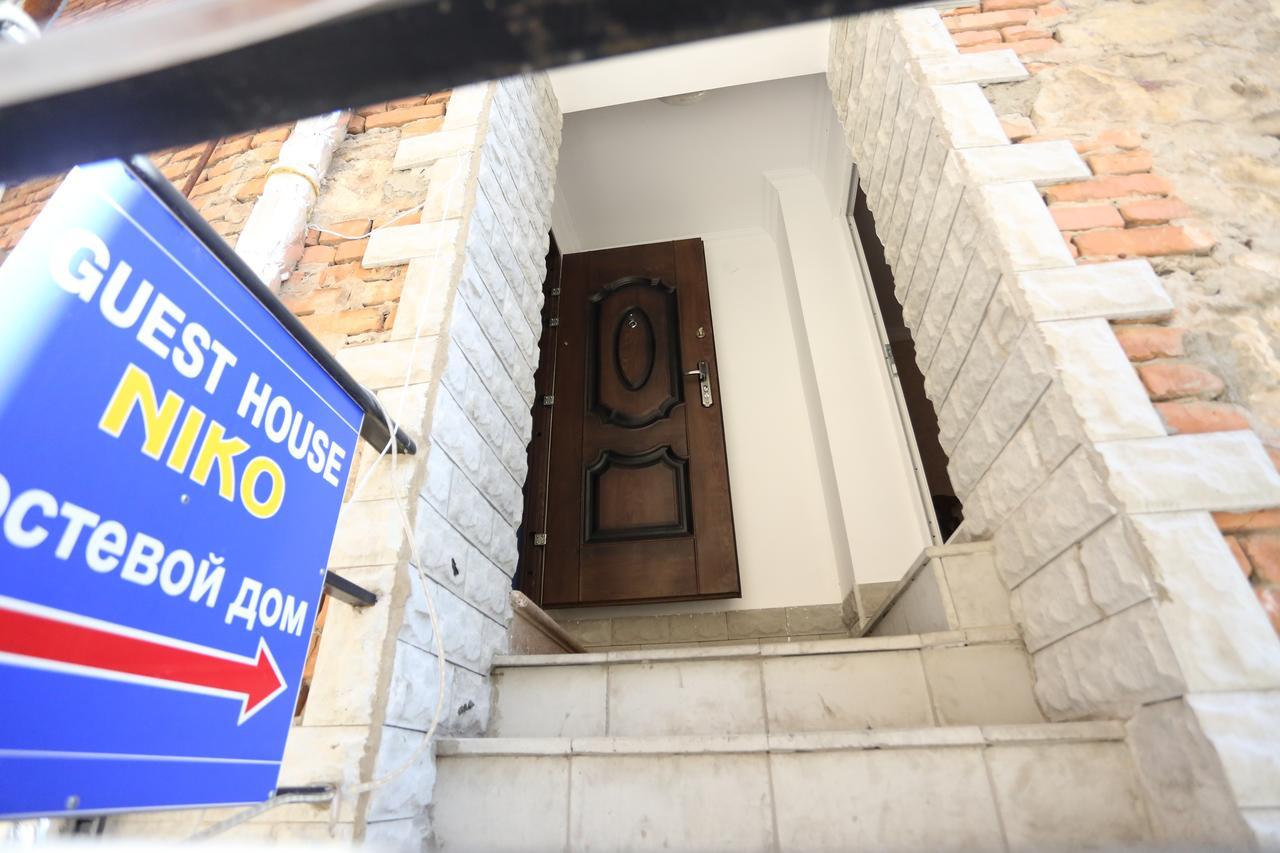 Guest House On Tamar Mepe Street 19 Kutaisi Exterior photo